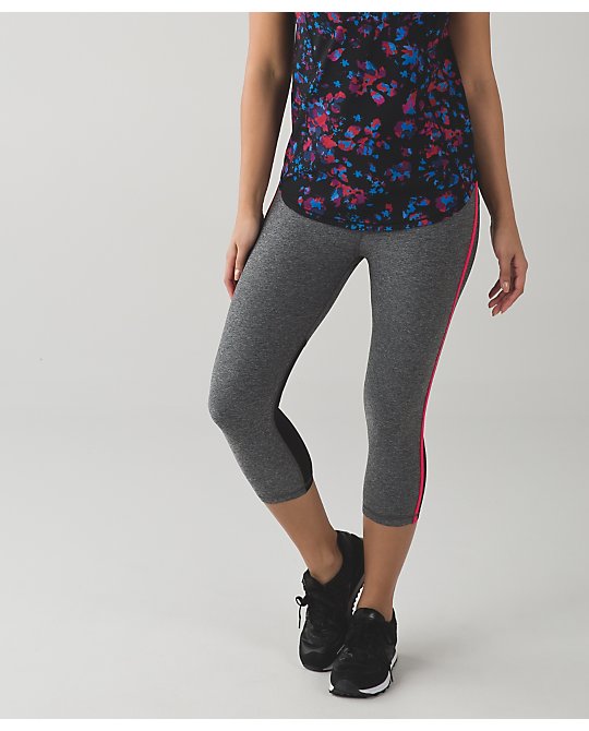 Review on the new @lululemon Wunder Unders on a curvier body. I